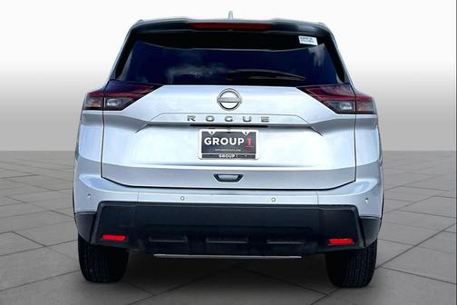 Brilliant Silver Metallic 2025 Nissan Rogue SV