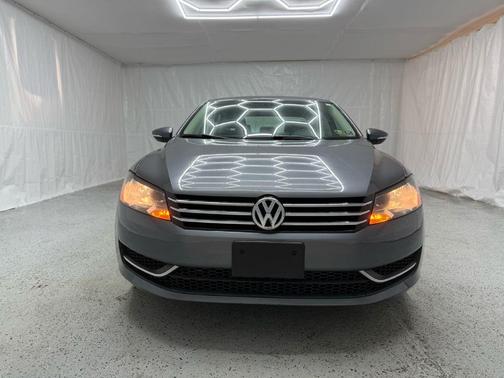 2012 Volkswagen Passat 2.5 SE