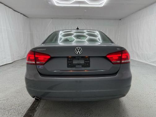 2012 Volkswagen Passat 2.5 SE