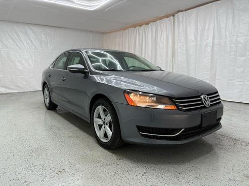 2012 Volkswagen Passat 2.5 SE