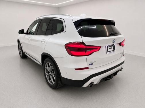 White 2021 BMW X3 xDrive30i