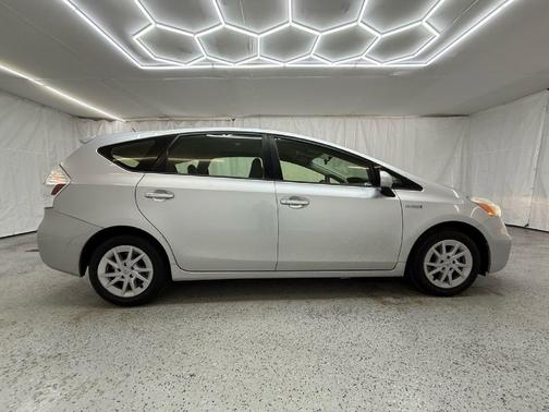 2012 Toyota Prius v Two