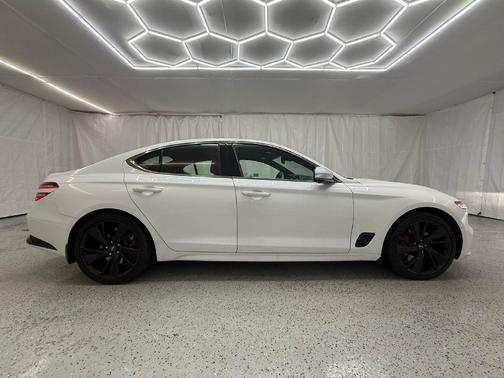 2022 Genesis G70 3.3T