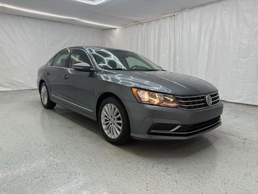 2017 Volkswagen Passat 1.8T SE