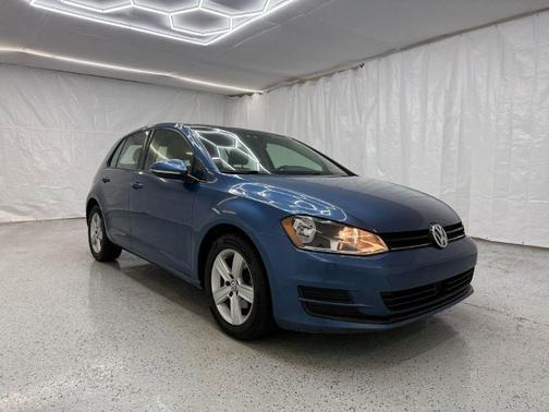 2017 Volkswagen Golf TSI Wolfsburg Edition 4-Door
