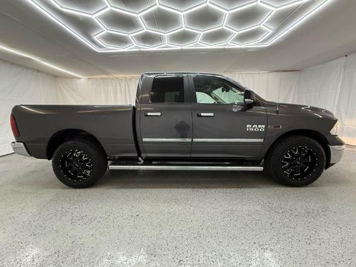 2015 RAM 1500 SLT