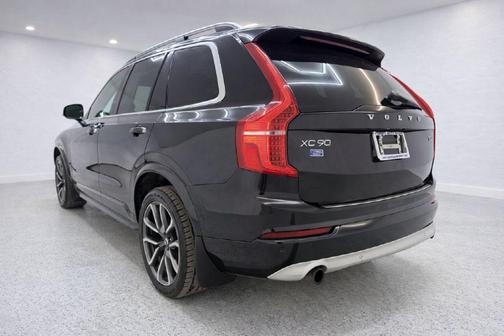 2018 Volvo XC90 T5 Momentum