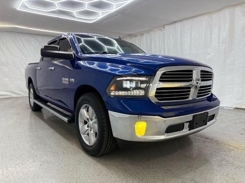2016 RAM 1500 SLT