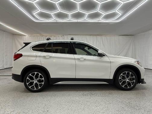 2021 BMW X1 xDrive28i