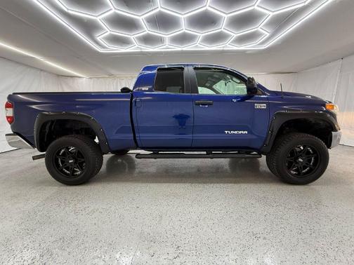 2014 Toyota Tundra SR