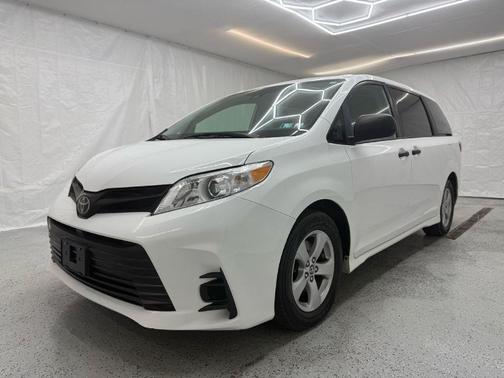 2020 Toyota Sienna L