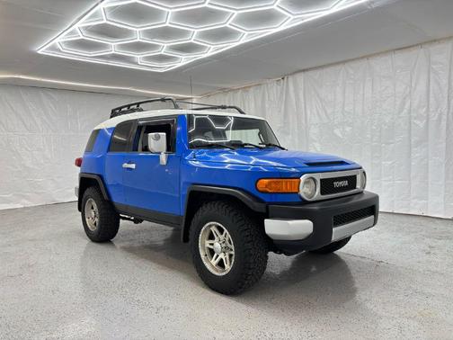 2007 Toyota FJ Cruiser Base (Retail Orders Only) (A5)