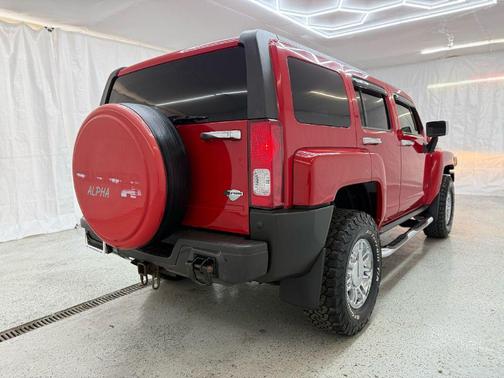 2008 Hummer H3 Alpha