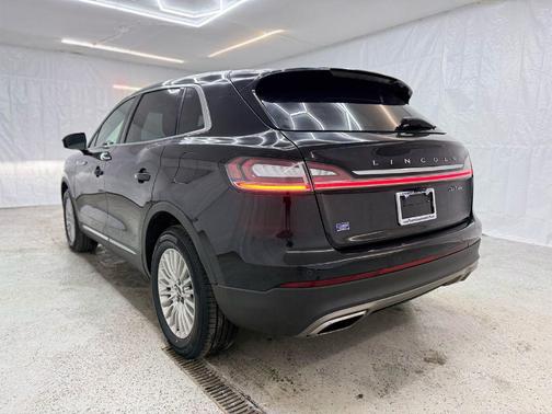 2020 Lincoln Nautilus Standard