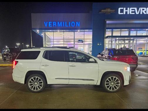 2020 GMC Acadia Denali