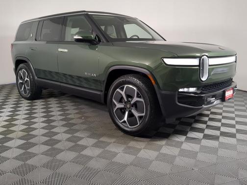 2023 Rivian R1S Adventure