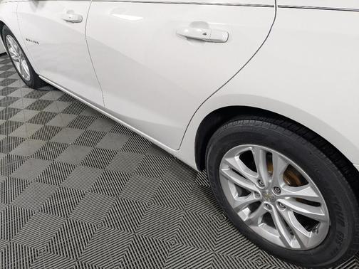 2017 Chevrolet Malibu 1LT