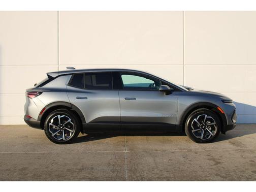 2026 Chevrolet Equinox EV LT 1