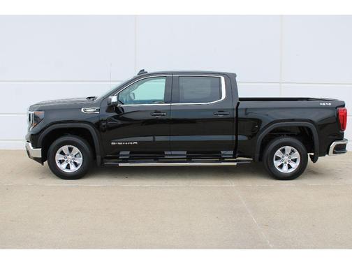 2025 GMC Sierra 1500 SLE