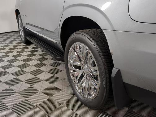 Sterling 2023 GMC Yukon SLT