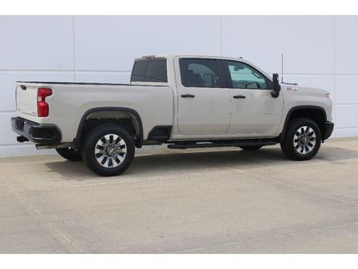 2026 Chevrolet Silverado 2500 Custom