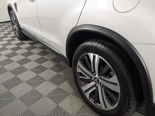 2024 Mitsubishi Outlander Sport S