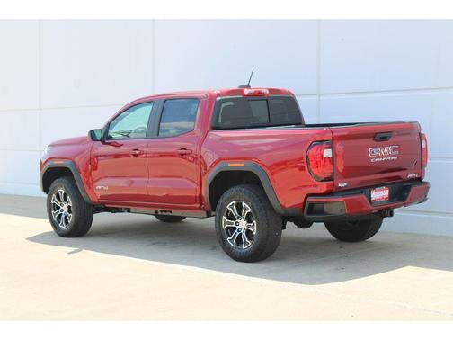 2025 GMC Canyon AT4