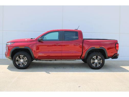 2025 GMC Canyon AT4