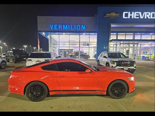 2016 Ford Mustang V6