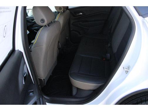Summit White 2026 Chevrolet Trax ACTIV