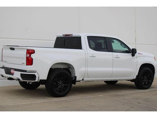 Summit White 2026 Chevrolet Silverado 1500 RST