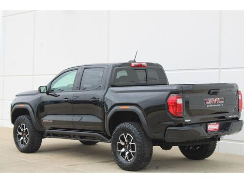 Onyx Black 2025 GMC Canyon AT4