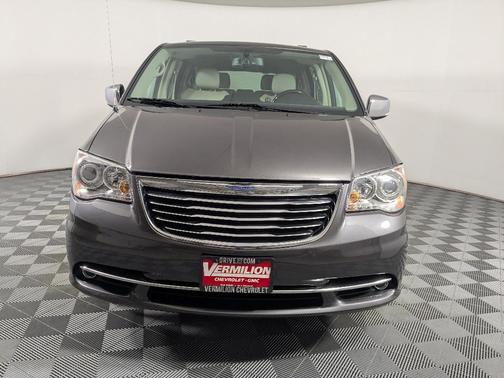 2015 Chrysler Town & Country Limited Platinum