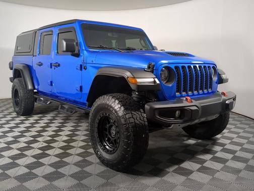 Hydro Blue Pearlcoat 2023 Jeep Gladiator Mojave
