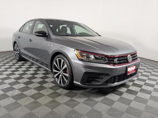 2018 Volkswagen Passat 3.6L V6 GT