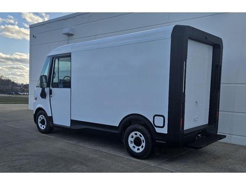 2025 Chevrolet BrightDrop 400 Base