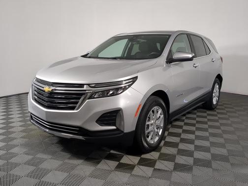 Silver Ice Metallic 2022 Chevrolet Equinox 2LT