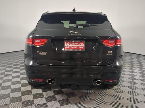2018 Jaguar F-PACE S