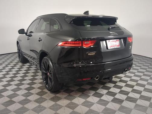 2018 Jaguar F-PACE S
