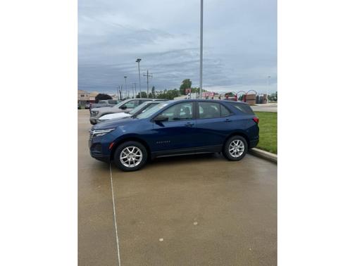 Blue Glow Metallic 2022 Chevrolet Equinox LS