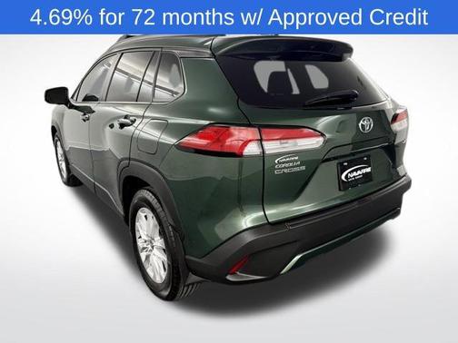 2024 Toyota Corolla Cross LE