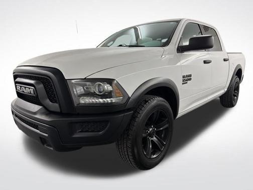 2024 RAM 1500 Classic Warlock Crew Cab 4x2 5'7' Box