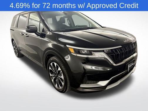 2024 Kia Carnival EX