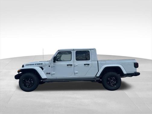 2025 Jeep Gladiator
