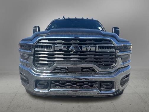 2026 RAM 2500 Tradesman Crew Cab 4x4 6'4' Box
