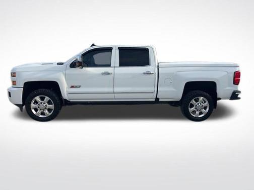 Summit White 2019 Chevrolet Silverado 2500 LTZ