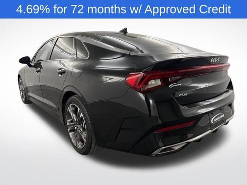 2022 Kia K5 EX