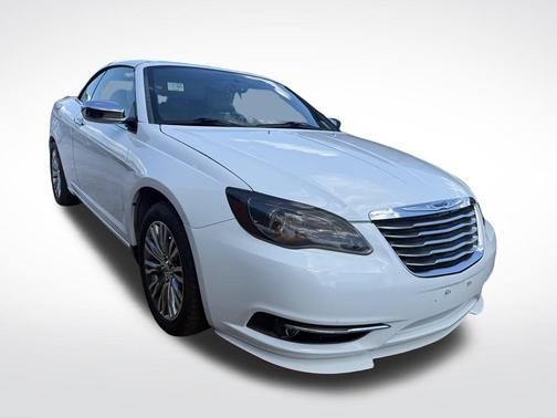2012 Chrysler 200 Limited