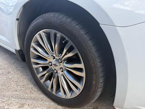 2012 Chrysler 200 Limited