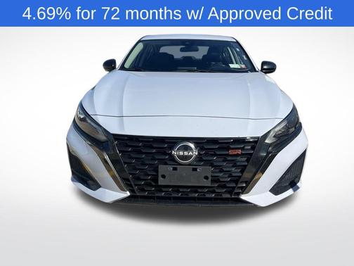 2023 Nissan Altima SR FWD